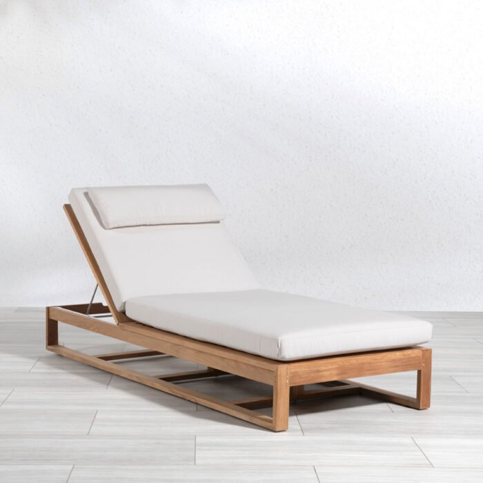 Teak Lounger - TJ