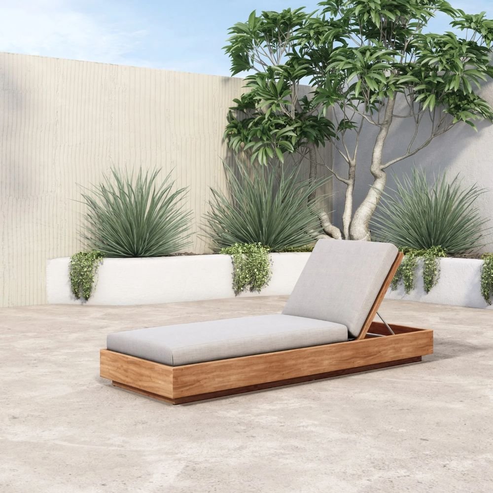 outdoor sunbed